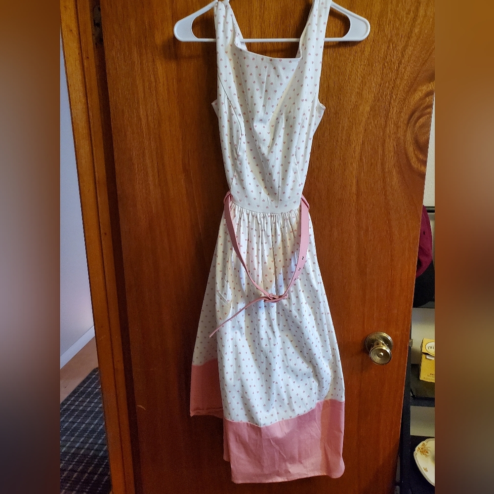 Collectif White Midi Dress with Pink Trim
